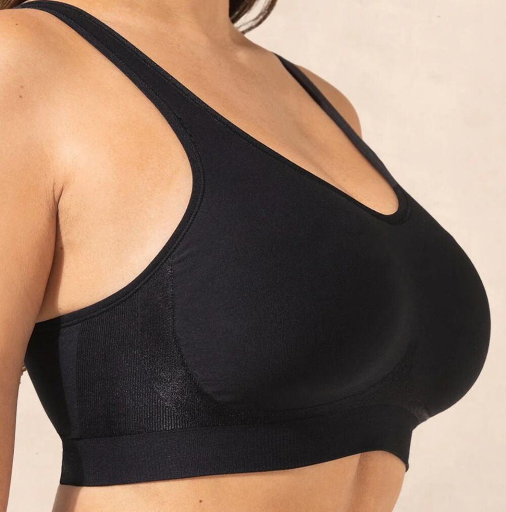 Truekind Daily Comfort Wireless Shaper Bra - Black Seamless Large - NEW